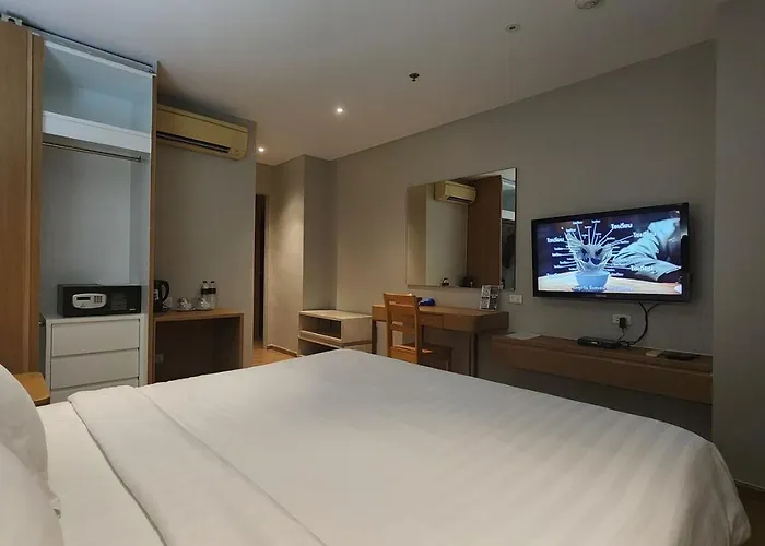 Brighton Hotel 5*